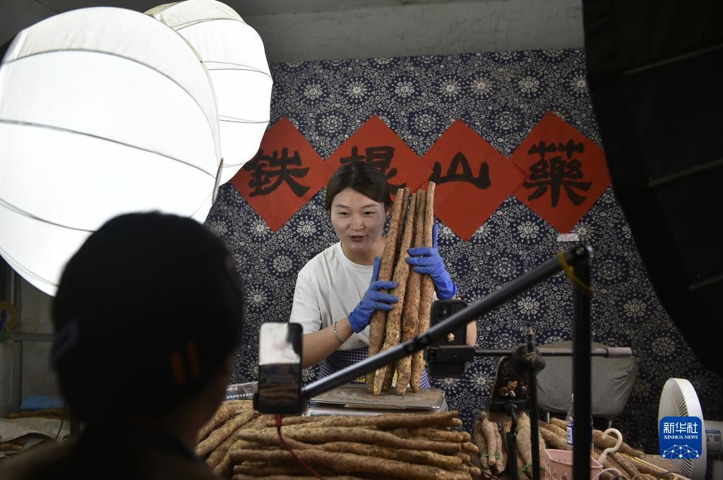 缅甸果敢老街腾龙娱乐